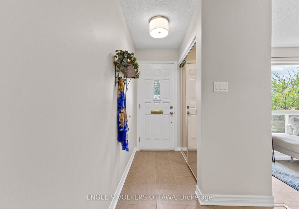 1387-perez-crescent-ottawa-ontario-x12260207
