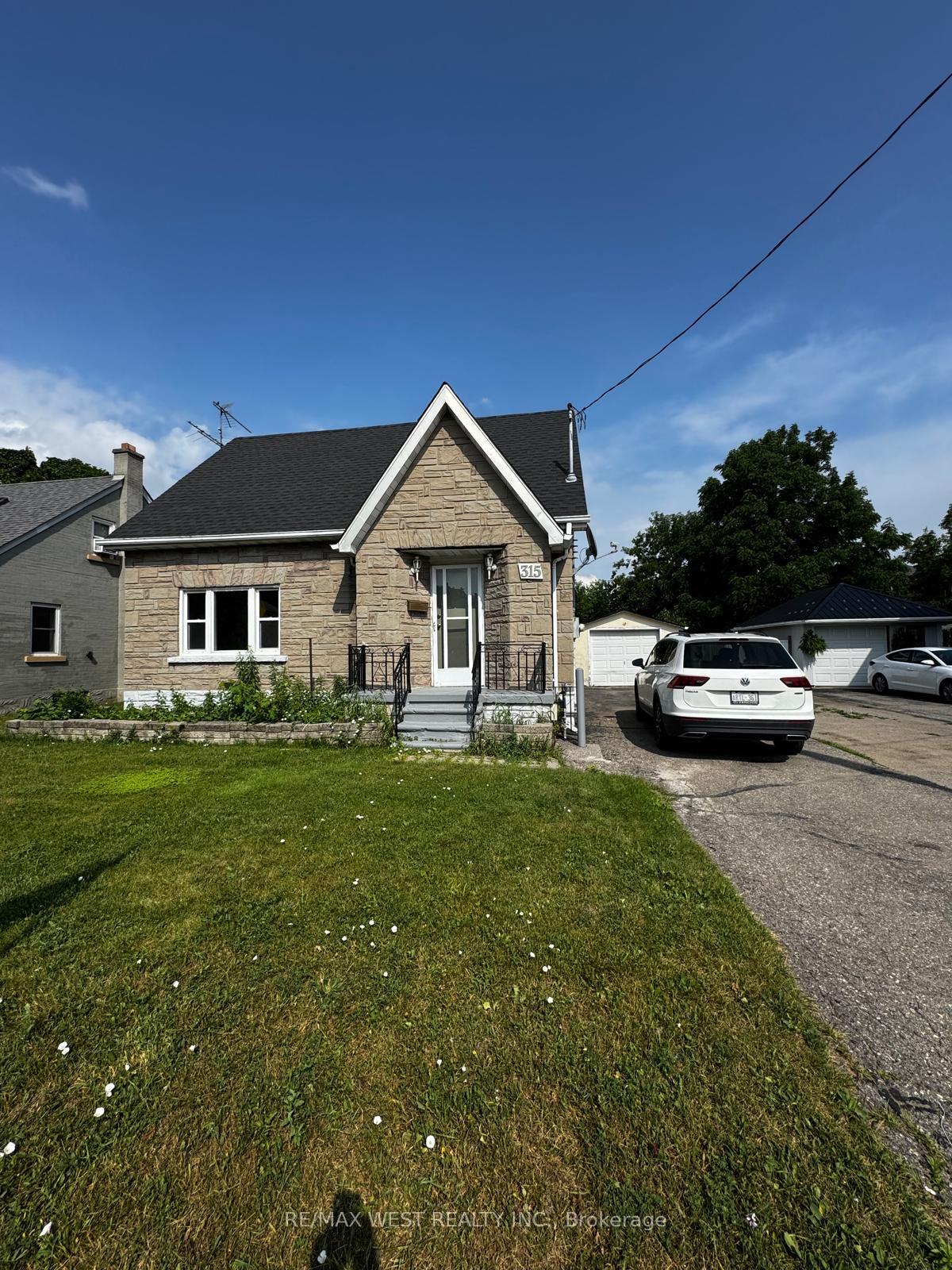 315-ottawa-street-n-kitchener-ontario-x12260259