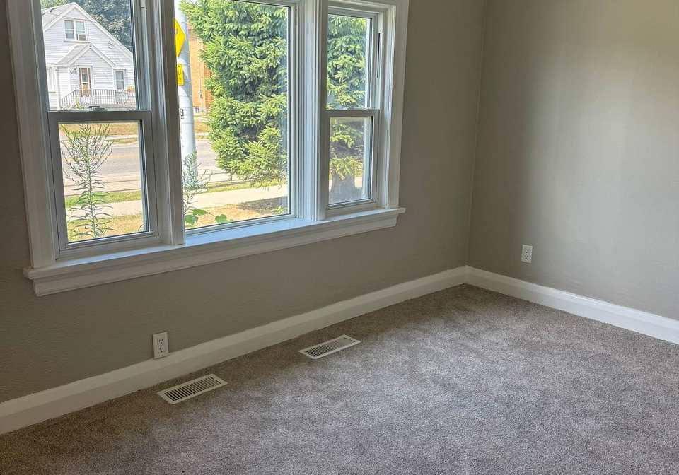 315-ottawa-street-n-kitchener-ontario-x12260259