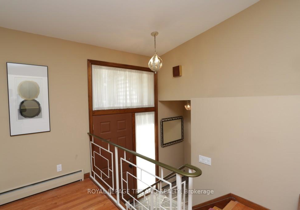 422-commissioners-road-e-london-south-ontario-x12260279