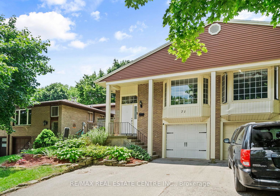 71-northview-heights-drive-cambridge-ontario-x12260358