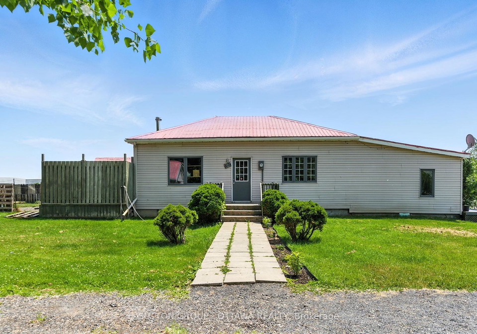 683-county-road-18-hawkesbury-ontario-x12260379