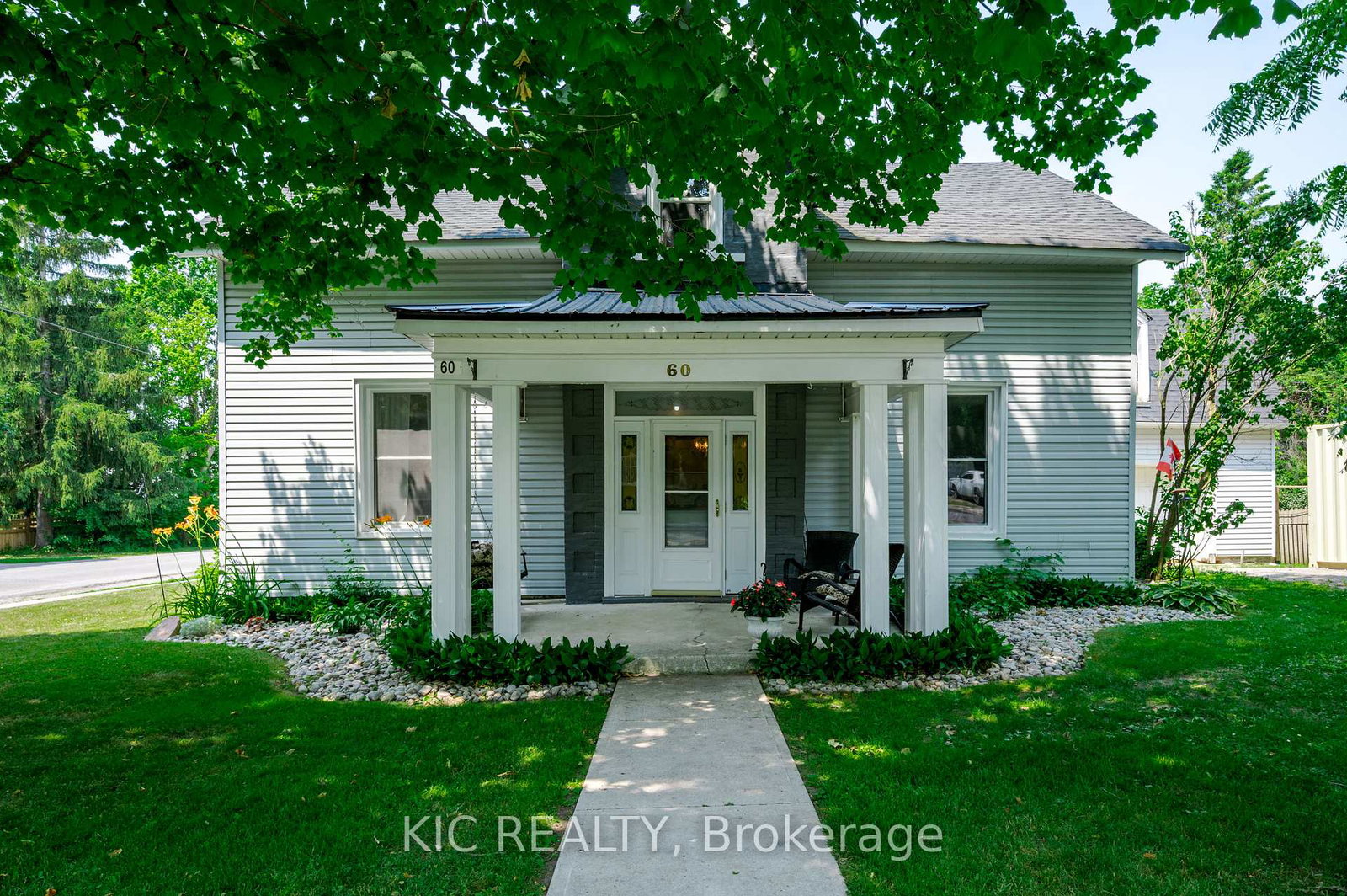 60-queen-street-asphodel-norwood-ontario-x12260518