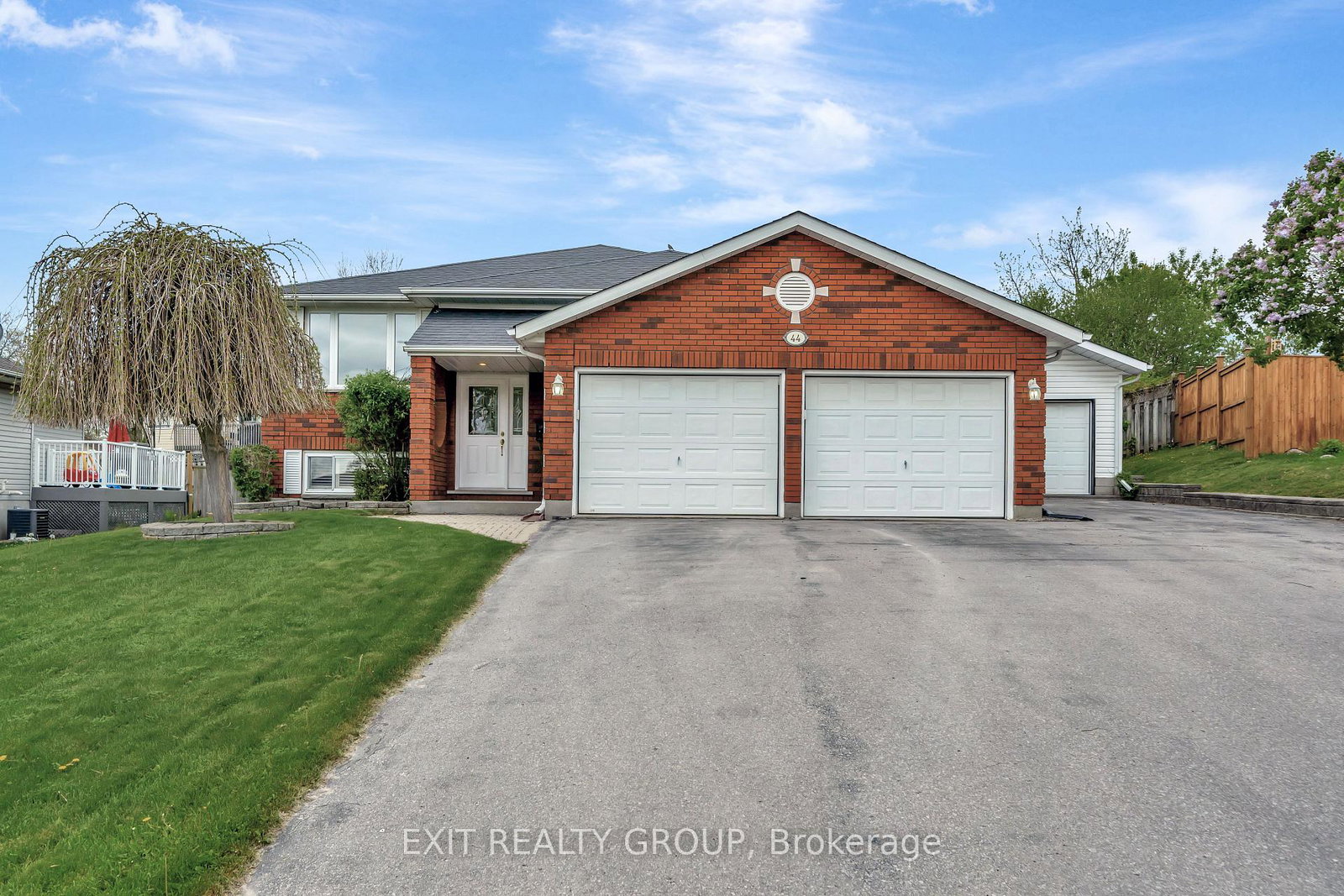 44-bleeker-avenue-quinte-west-ontario-x12260591
