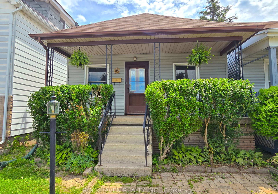 100-houghton-avenue-n-hamilton-ontario-x12260630