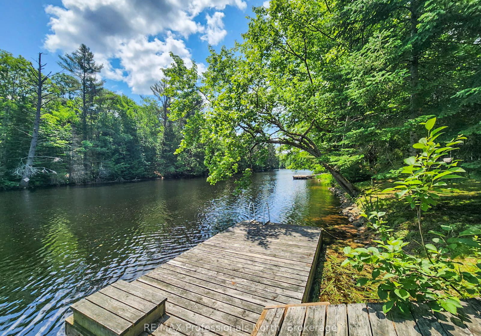 1068-holiday-park-drive-bracebridge-ontario-x12260643