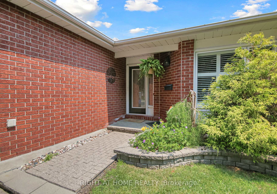 101-darlington-private-ottawa-ontario-x12260737