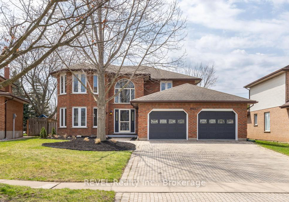 8042-oakridge-drive-niagara-falls-ontario-x12260755