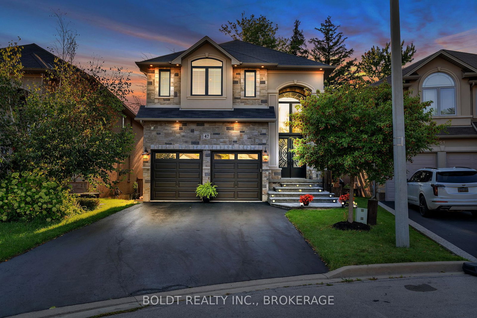 47-lorupe-court-hamilton-ontario-x12260876