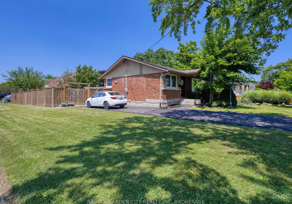 283-vansickle-road-st-catharines-ontario-x12260888