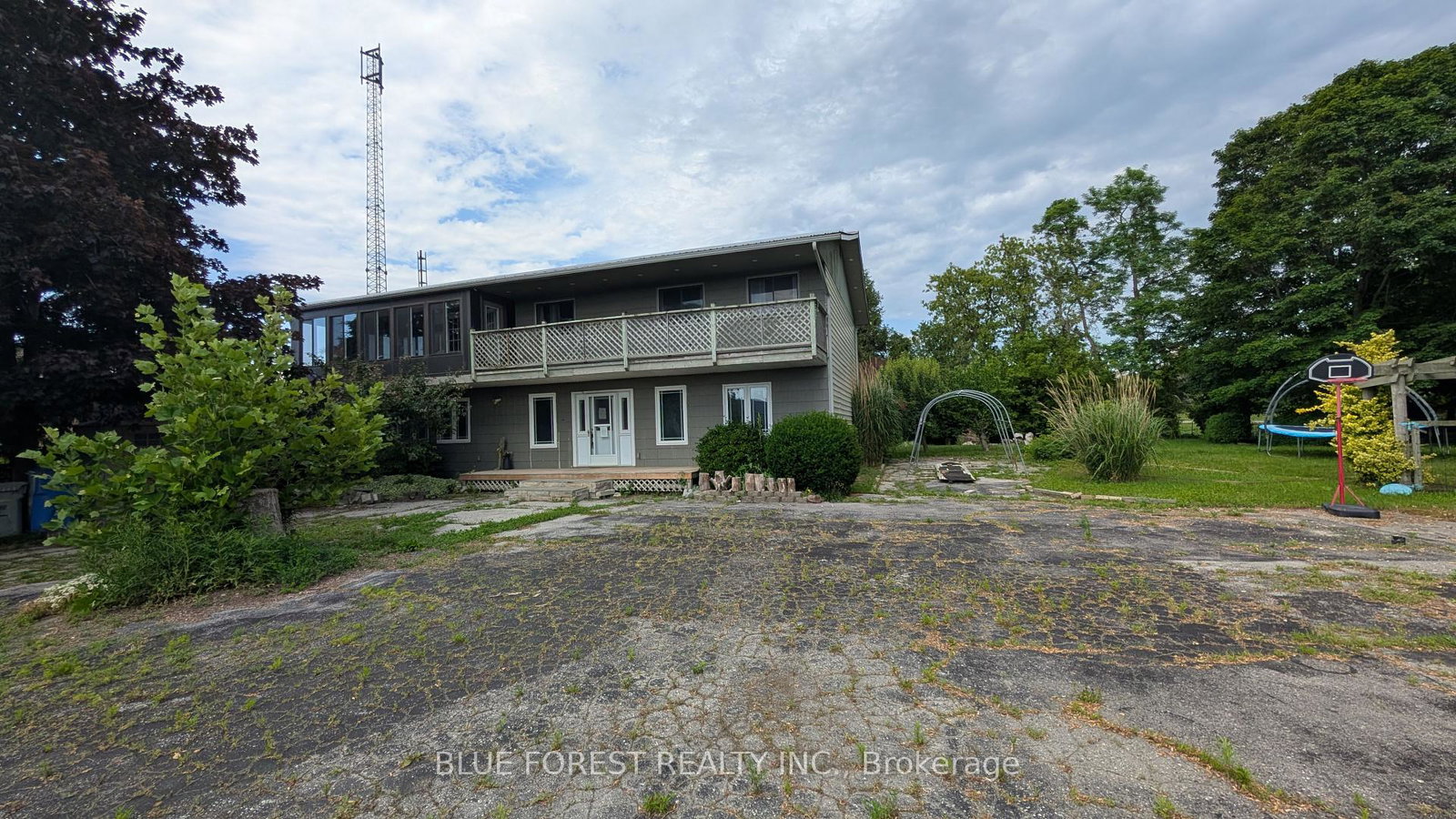 73612-highway-bluewater-ontario-x12260936