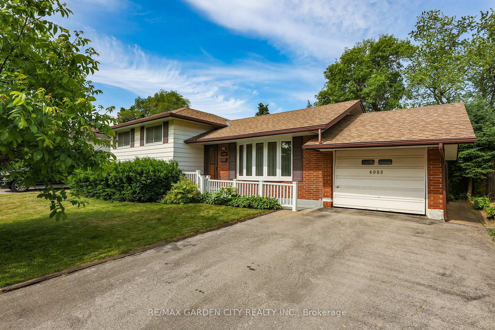 4088-barry-drive-lincoln-ontario-x12261016
