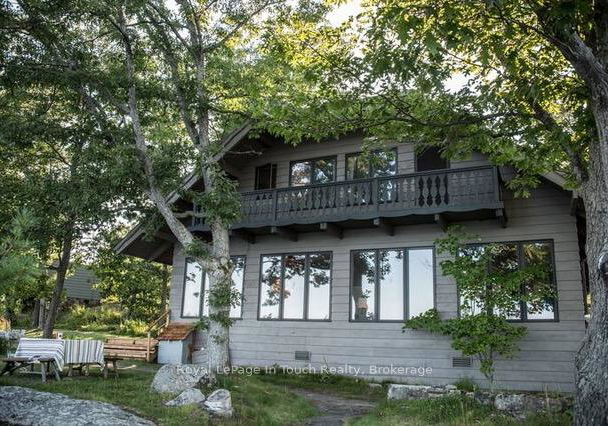 b415-bernyk-island-e-the-archipelago-ontario-x12261058