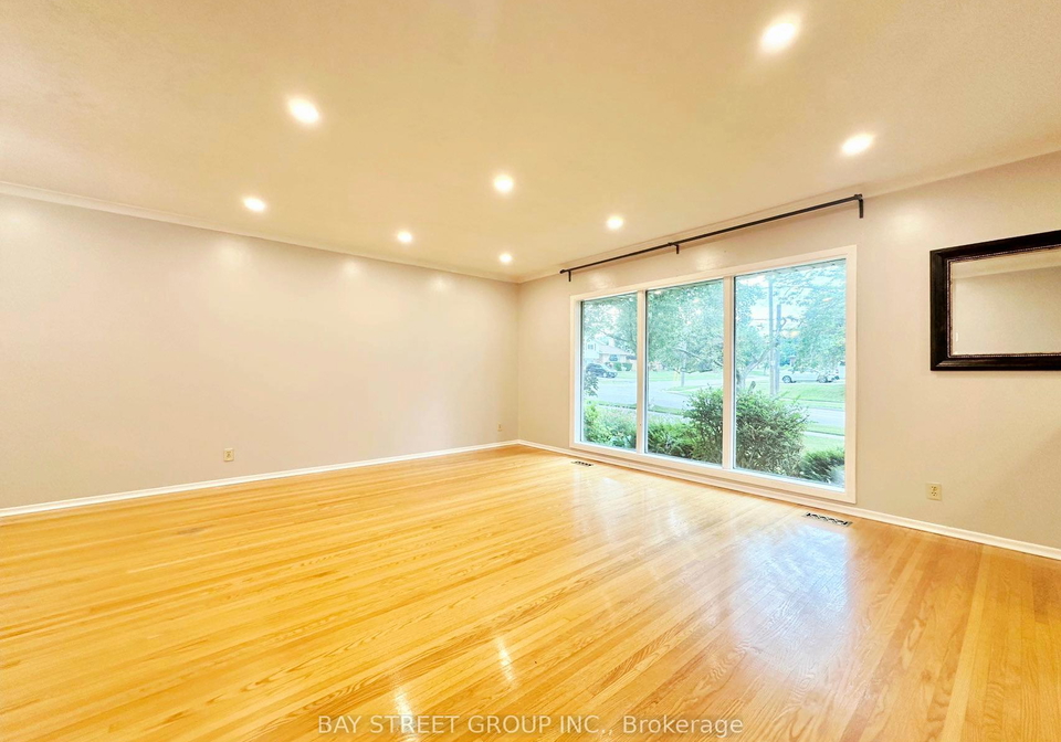 245-forest-hill-drive-kitchener-ontario-x12261137