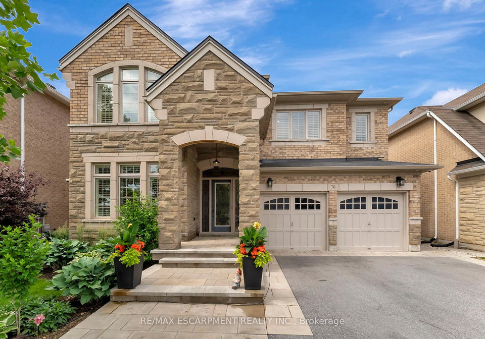 70-attridge-crescent-hamilton-ontario-x12261138
