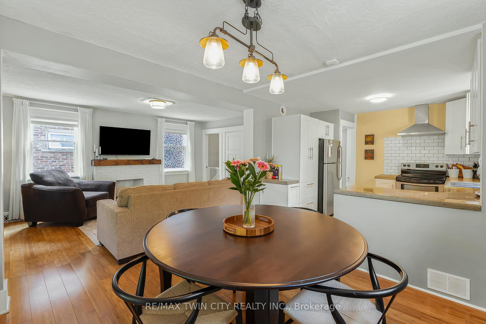 35-moore-avenue-n-waterloo-ontario-x12261201