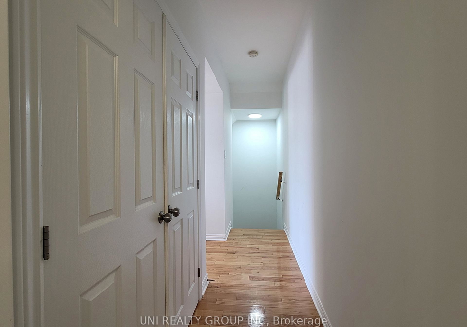 298c-everest-private-ottawa-ontario-x12261341