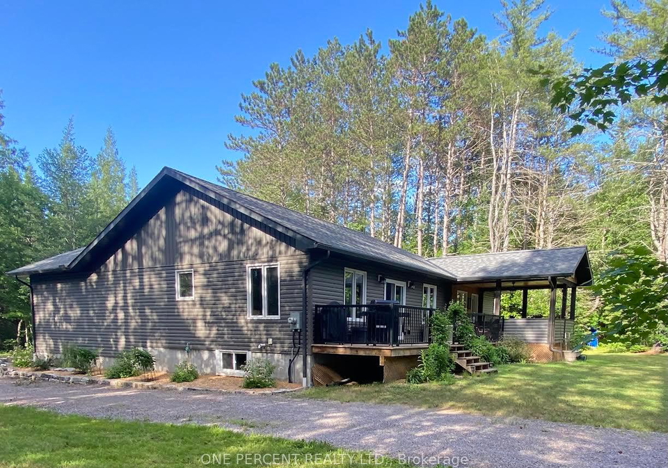 2241-lone-pine-drive-huntsville-ontario-x12261575