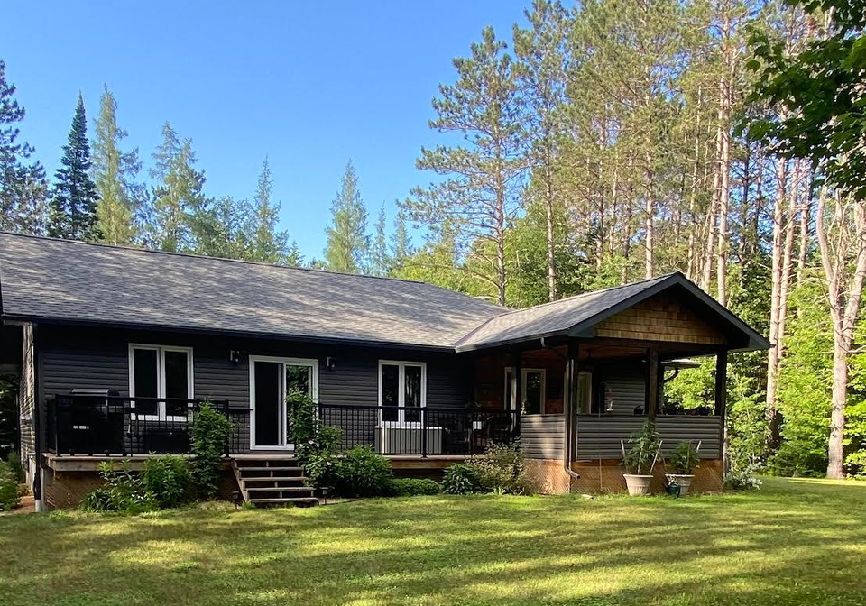 2241-lone-pine-drive-huntsville-ontario-x12261575
