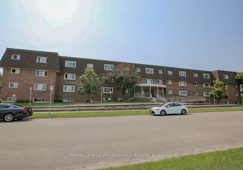 845-kyle-court-brockville-ontario-x12261679