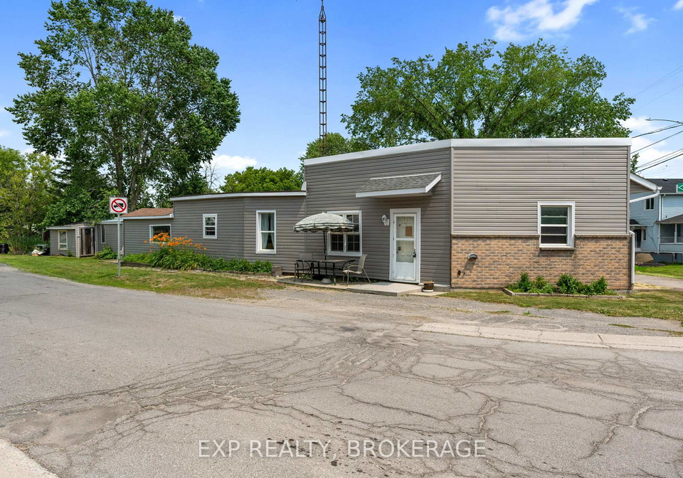 90-main-street-loyalist-ontario-x12261836