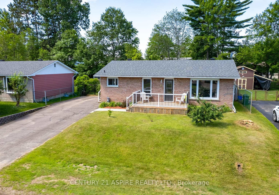 93-hemlock-street-petawawa-ontario-x12261870