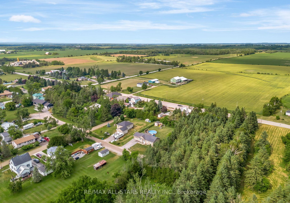 2-king-street-kawartha-lakes-ontario-x12261938
