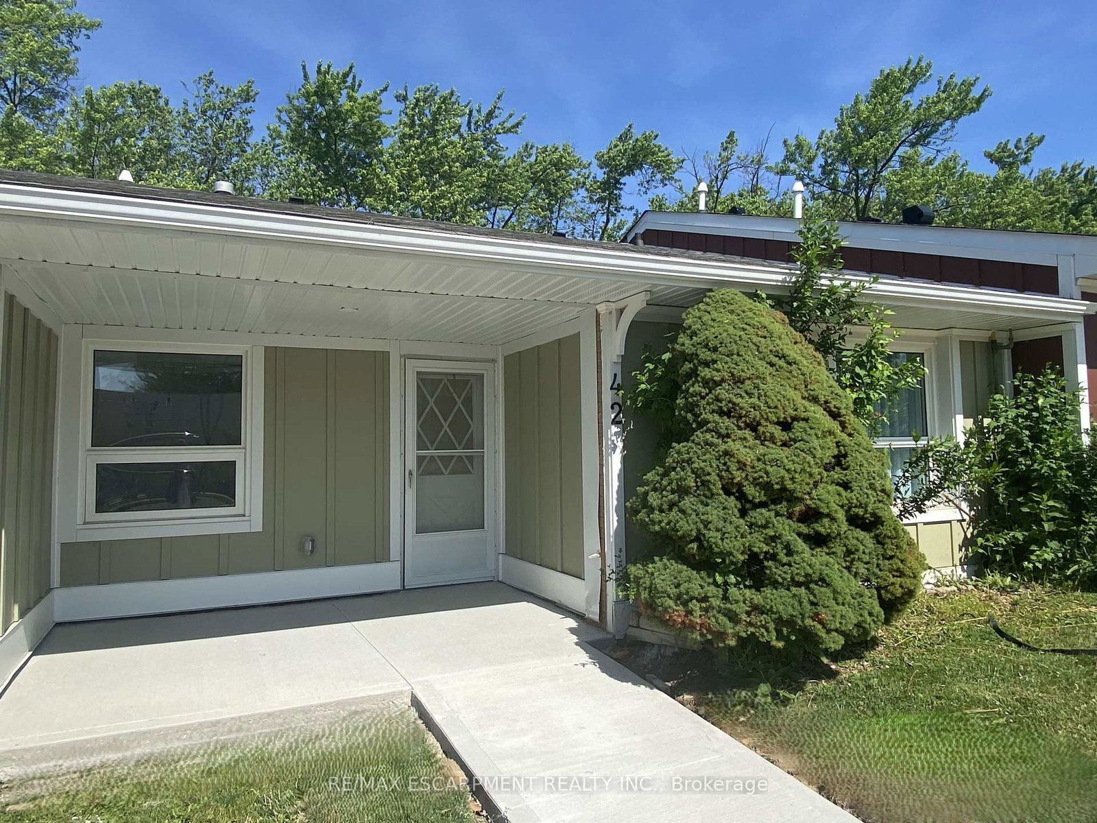 42-szollosy-circle-hamilton-ontario-x12262074