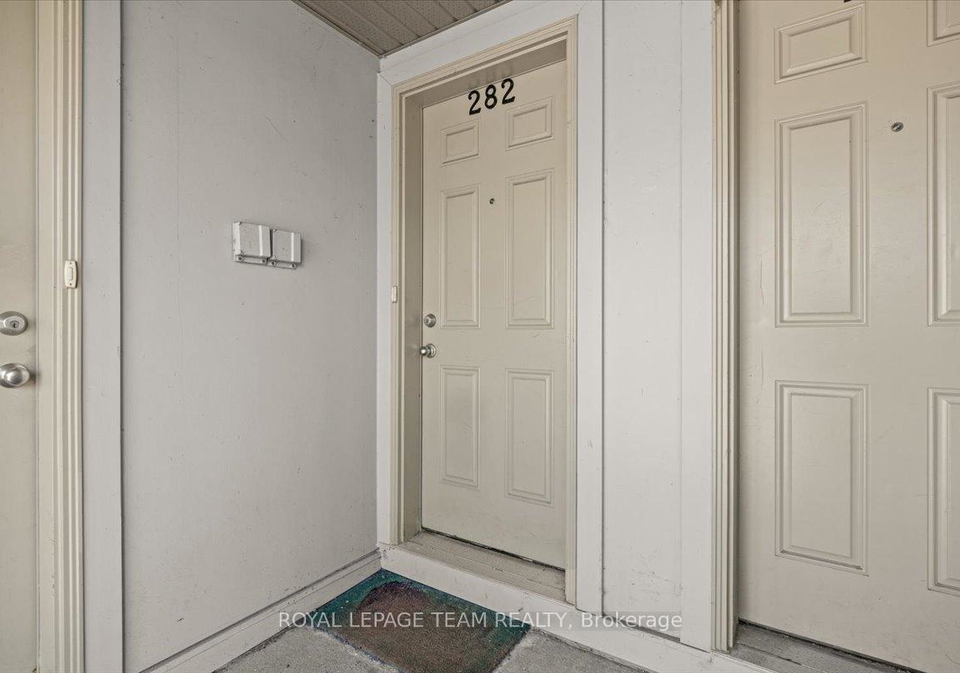 282-espin-heights-ottawa-ontario-x12262321