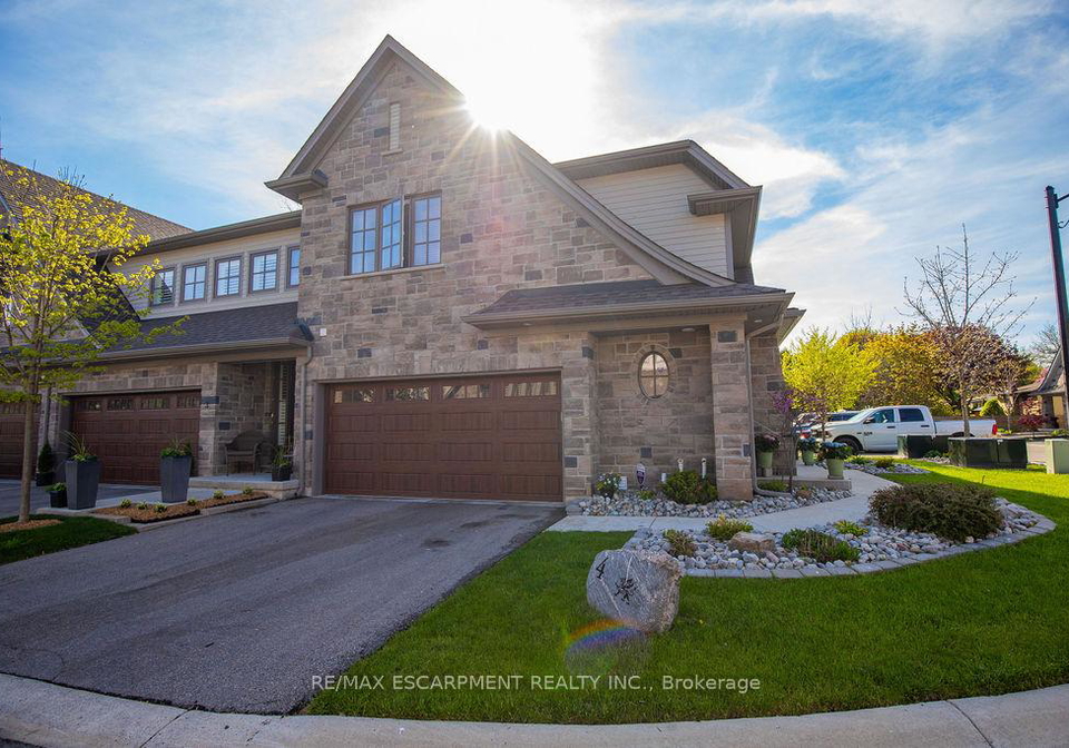 107-main-street-e-grimsby-ontario-x12262398