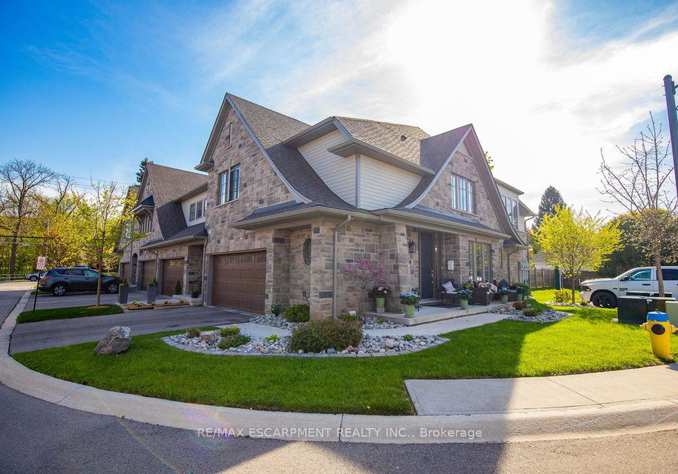 107-main-street-e-grimsby-ontario-x12262398
