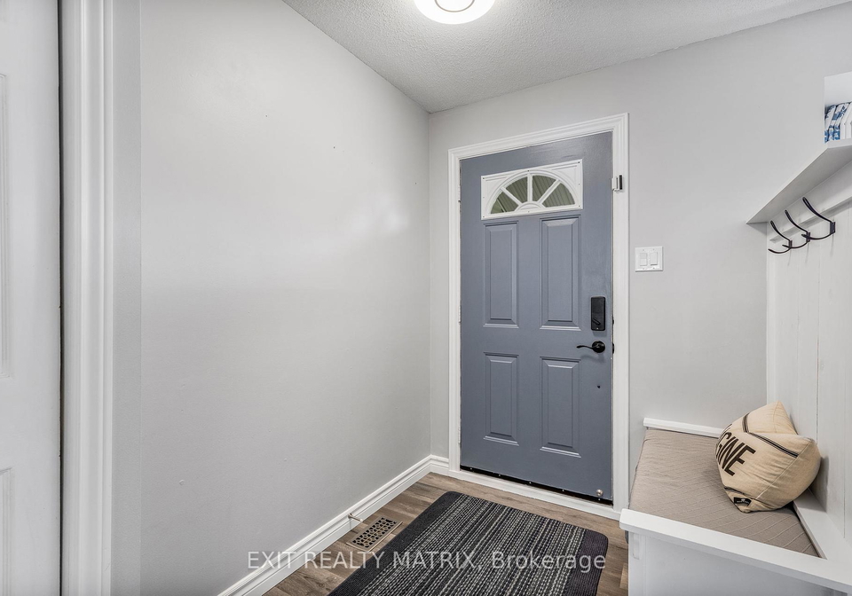 211-castor-street-russell-ontario-x12262436