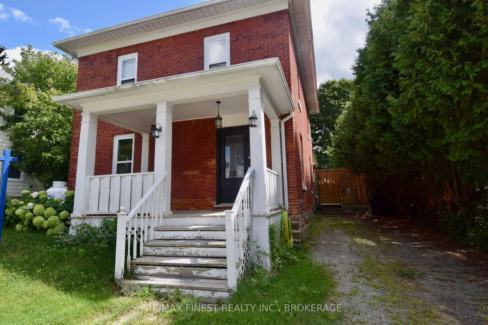 36-william-street-rideau-lakes-ontario-x12262551