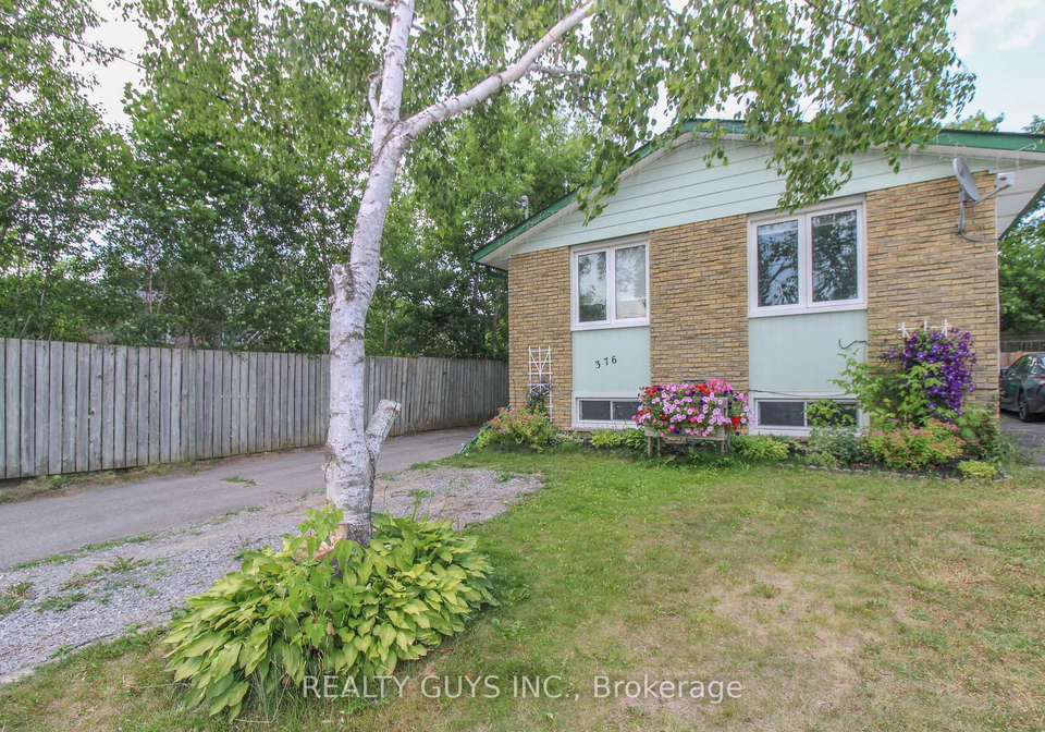 376-southpark-drive-peterborough-south-ontario-x12262744