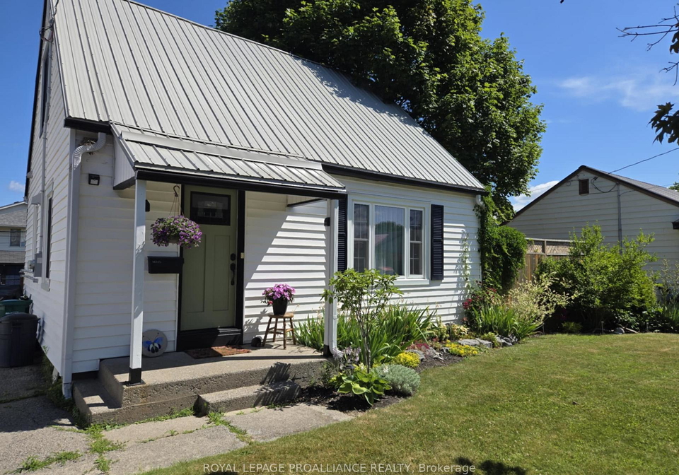 18-wilson-crescent-quinte-west-ontario-x12263083