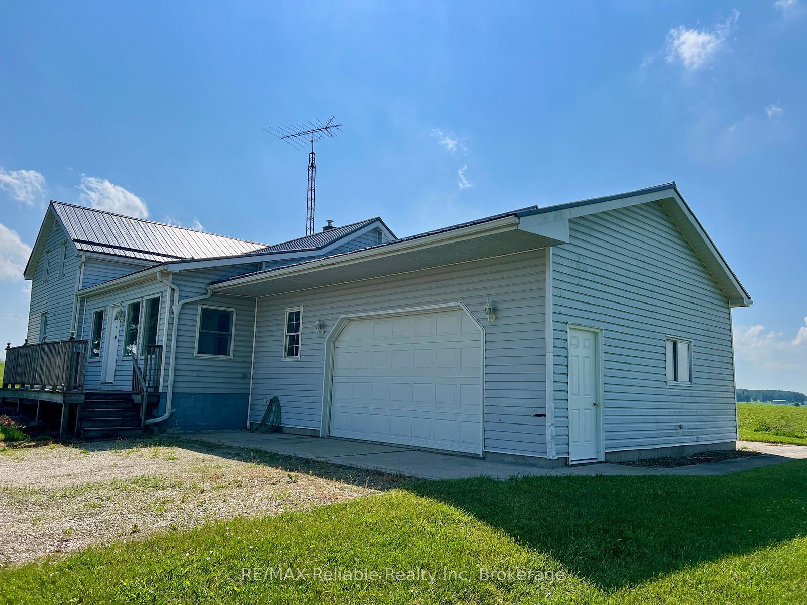 39376-reid-road-north-huron-ontario-x12263384