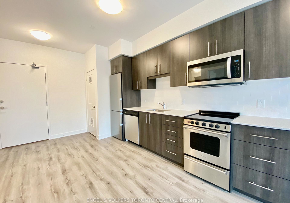 110-fergus-avenue-kitchener-ontario-x12263430