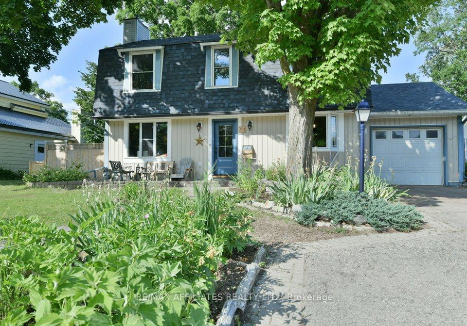 33-julian-street-carleton-place-ontario-x12263480