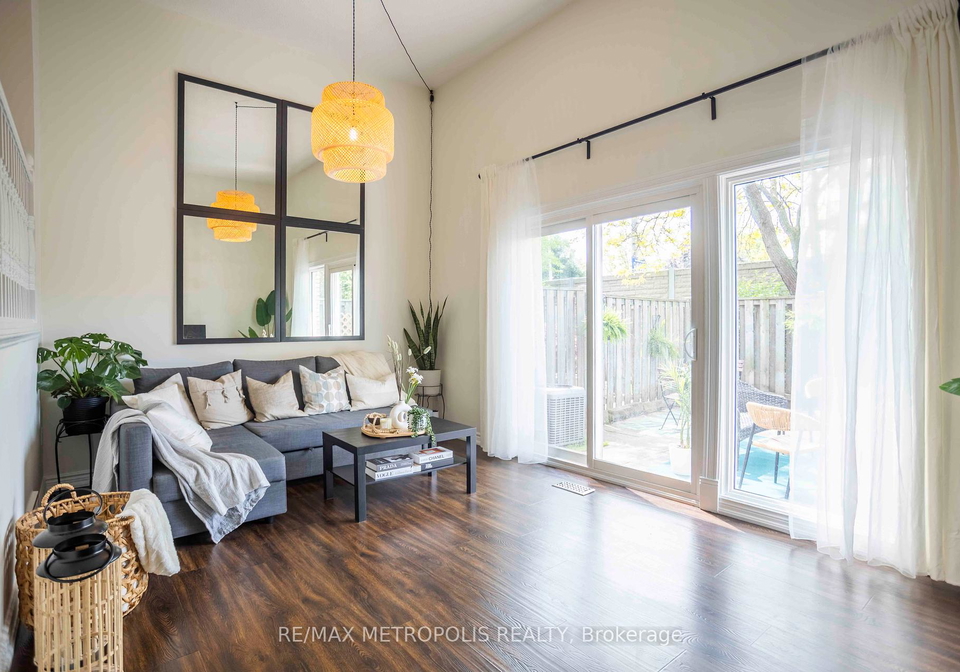 11-harrisford-street-hamilton-ontario-x12263527