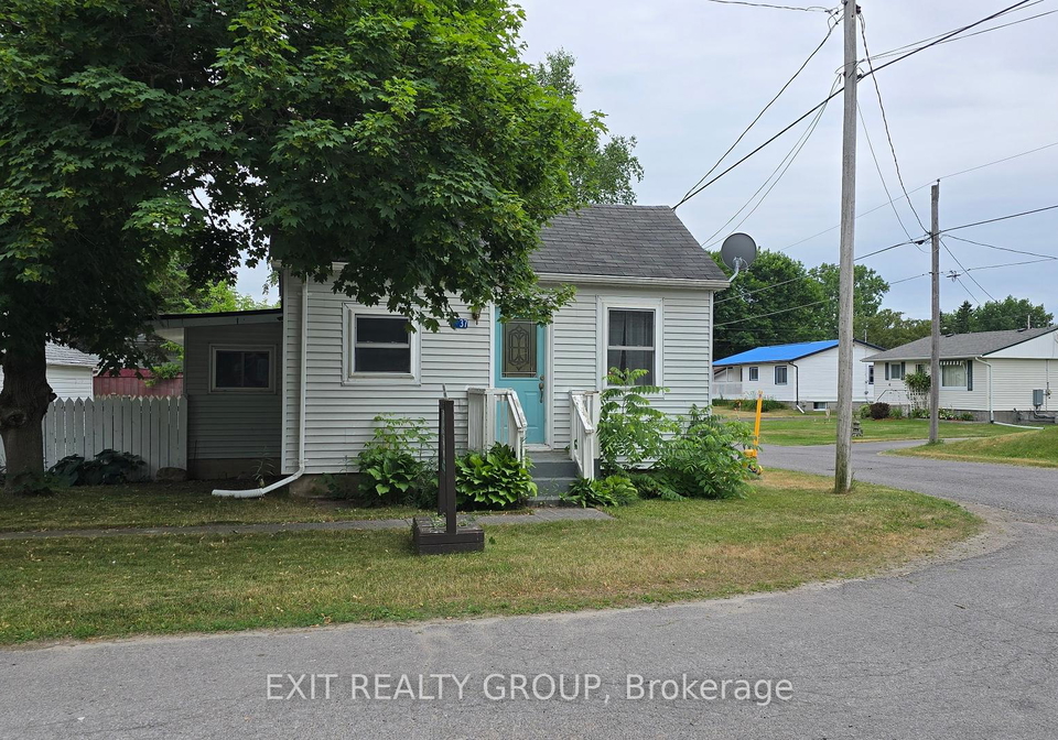 37-bruce-street-quinte-west-ontario-x12263708