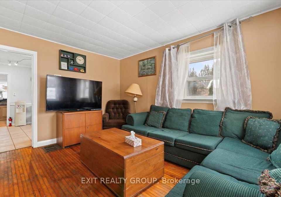 37-bruce-street-quinte-west-ontario-x12263708
