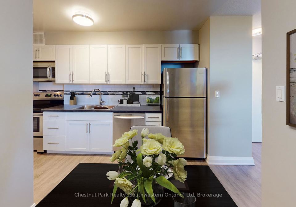 2-quebec-street-guelph-ontario-x12263829