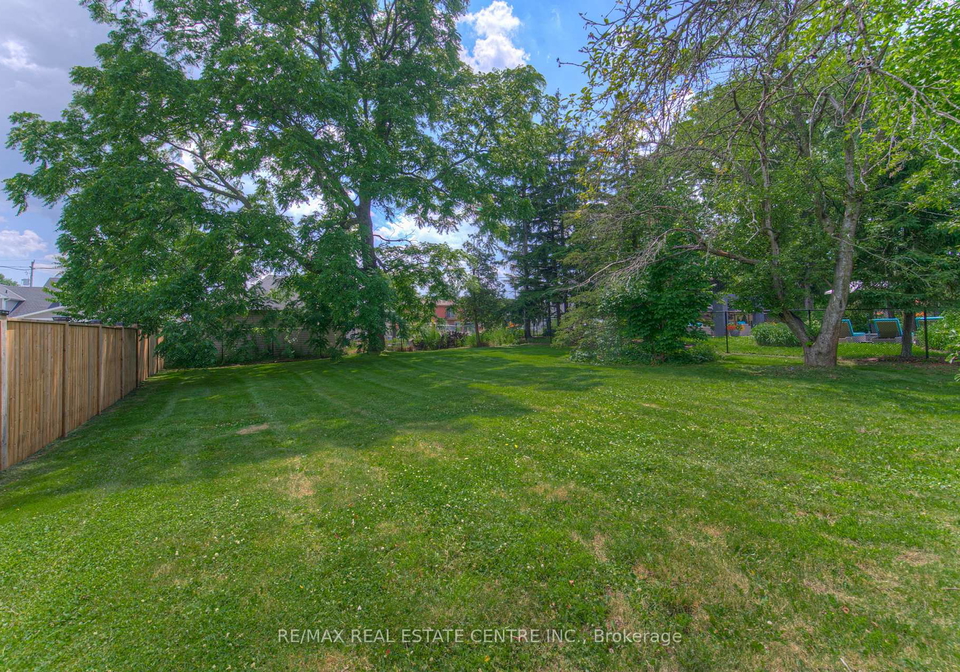 37-kennedy-avenue-hamilton-ontario-x12263950