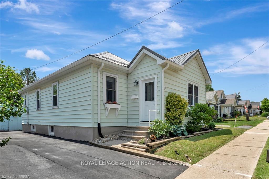 240-grove-street-norfolk-ontario-x12264021