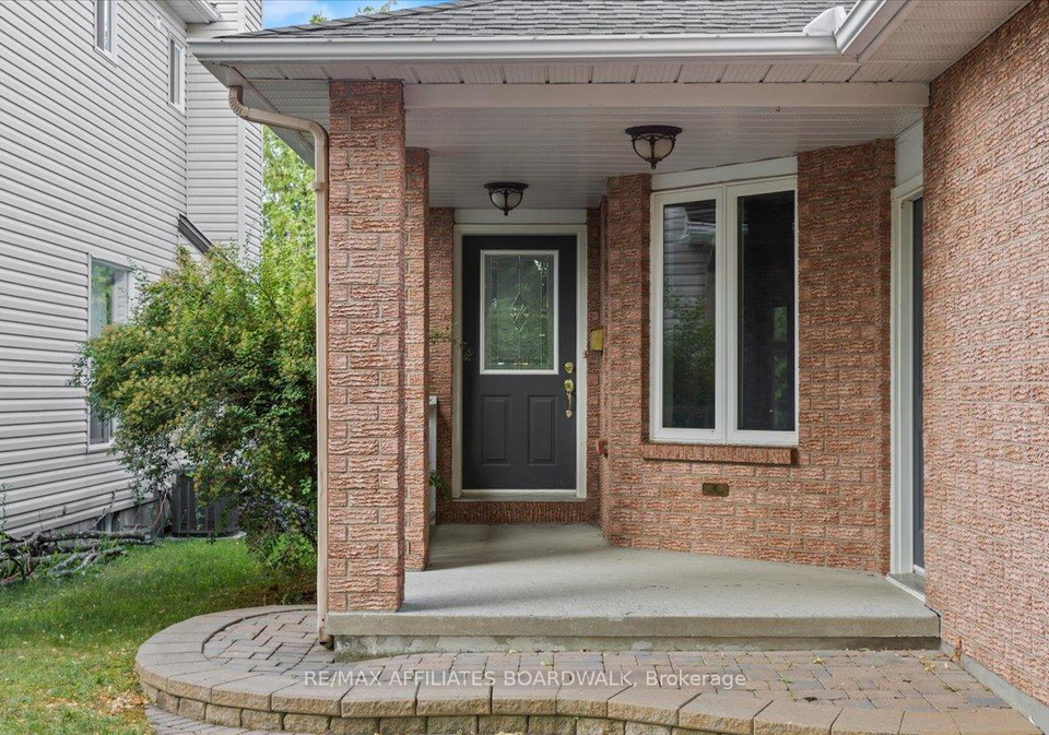 38-stonepath-crescent-ottawa-ontario-x12264235
