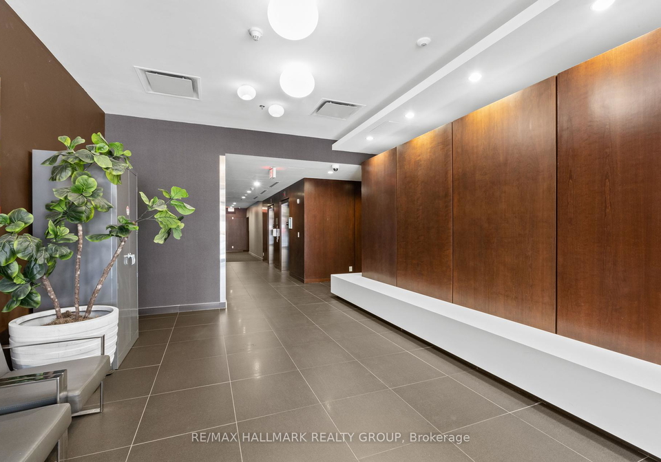 340-mcleod-street-ottawa-ontario-x12264485