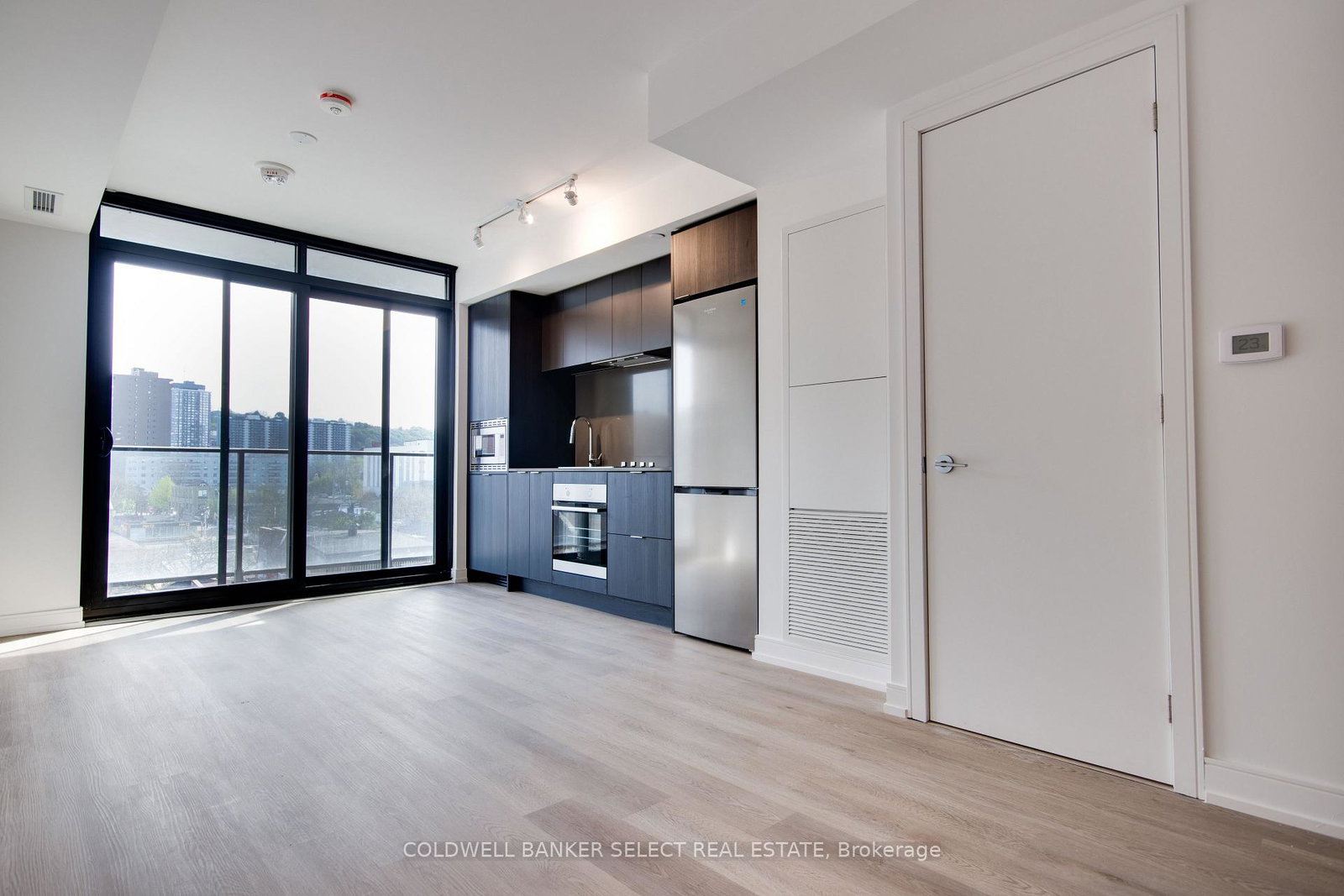 1-jarvis-street-hamilton-ontario-x12264510