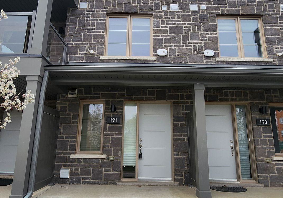 191-west-oak-trail-kitchener-ontario-x12264512