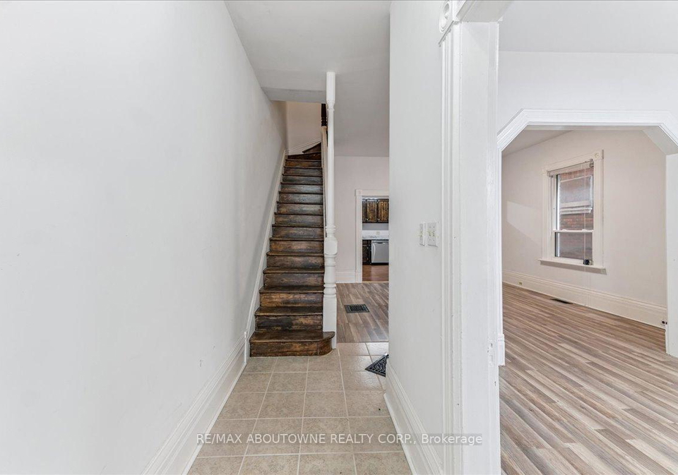 34-arthur-street-s-brantford-ontario-x12264857