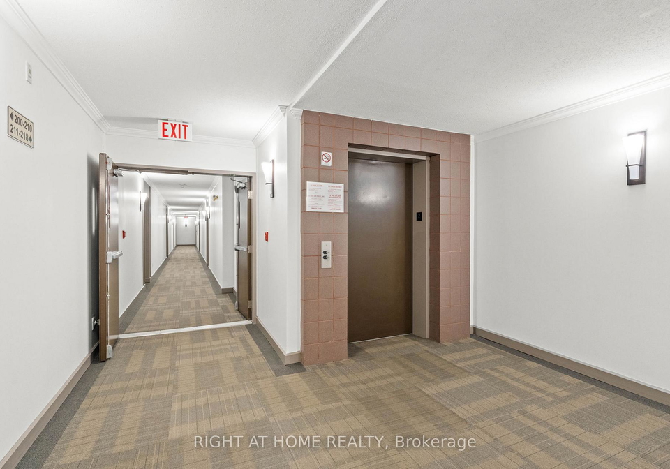 250-brittany-drive-ottawa-ontario-x12264993
